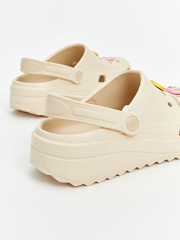 Moudda LC Waikiki - Pantoufles légères pour Femme couleur Beige - Tunisie 5