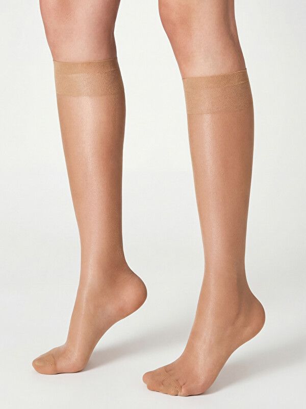 Moudda LC Waikiki - Chaussettes hautes pour Femme couleur Beige clair - Tunisie 1