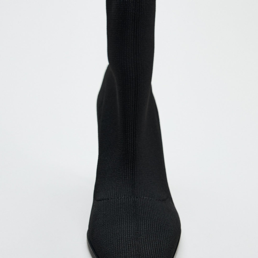 Moudda ZARA - Bottine talon Flyknit cercle - Tunisie 3