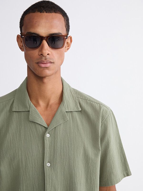 Moudda LC Waikiki - Chemise manches courtes en tissu pour Homme couleur Vert kaki - Tunisie 3
