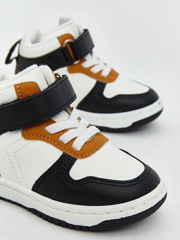 Moudda LC Waikiki - Chaussures casual montantes Garçon Blanc brillant - Tunisie 3