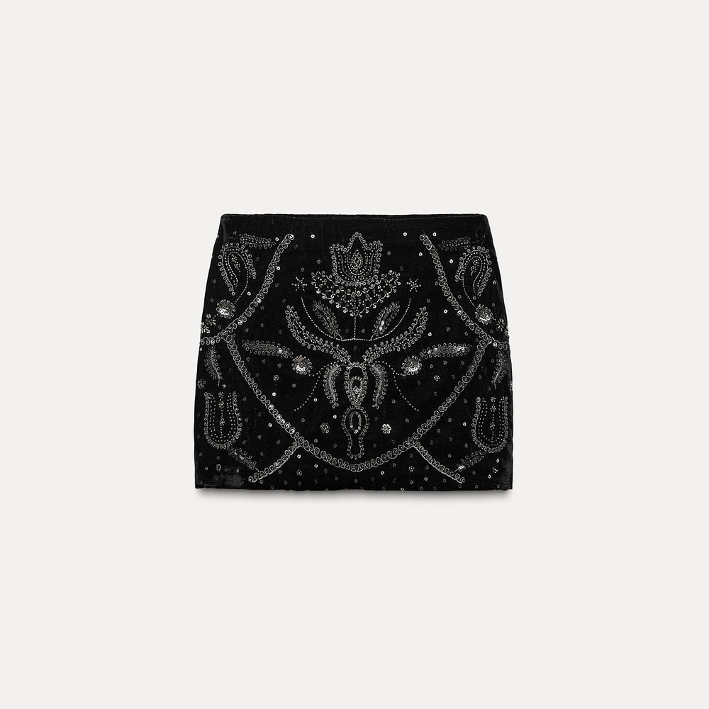 Moudda ZARA - Mini-jupe en velours brodée paillettes – ensemble - Tunisie 2