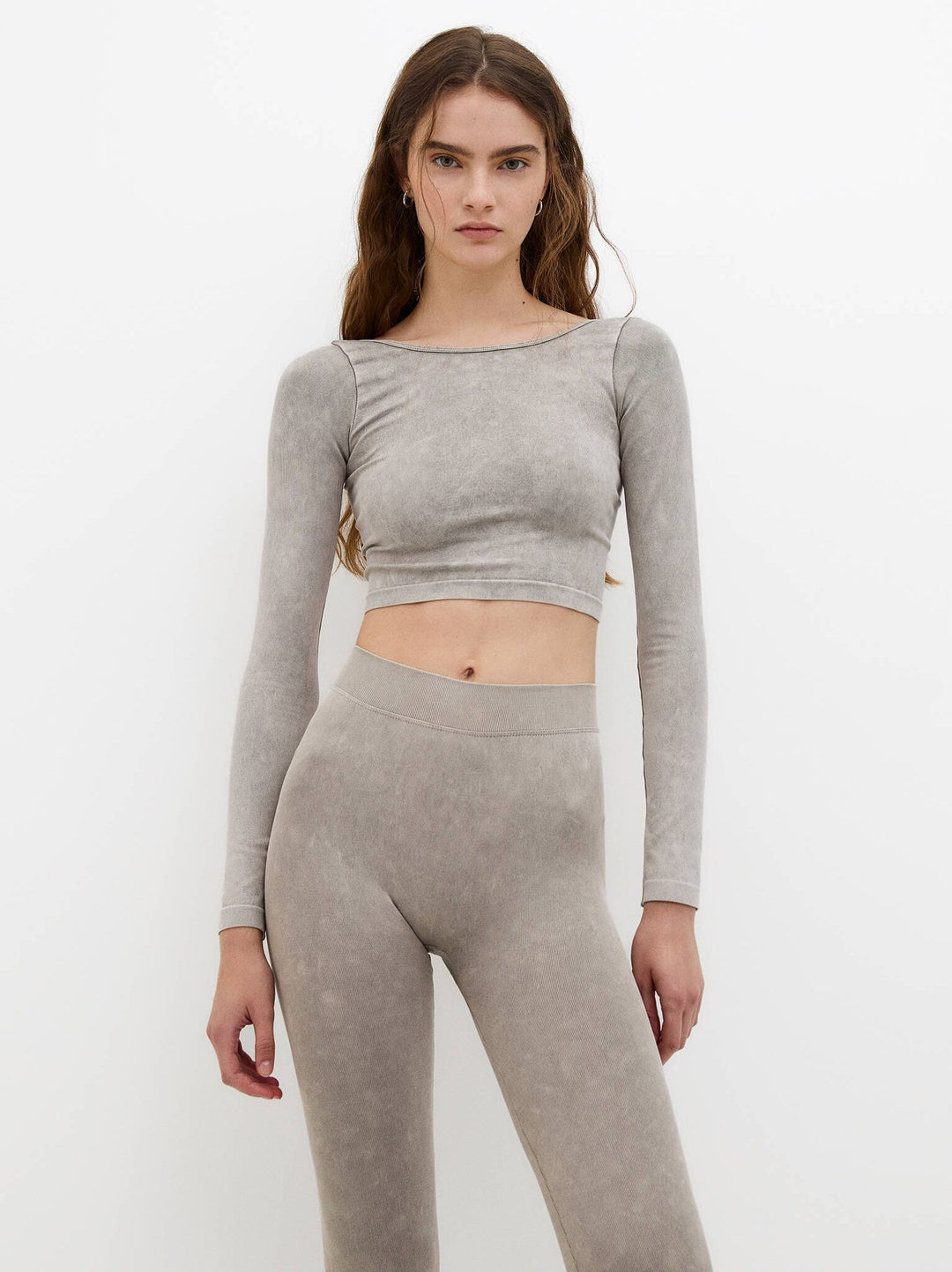 Moudda PULL & BEAR - T-Shirt Seamless Manches Longues Dos Ouvert - Tunisie 5