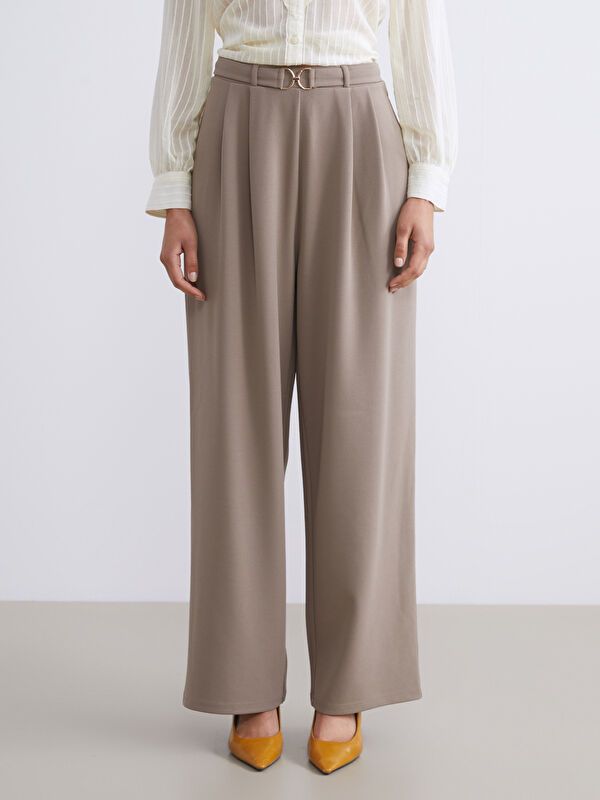 Moudda LC Waikiki - Pantalon tissé moyen Femme Beige - Tunisie 2