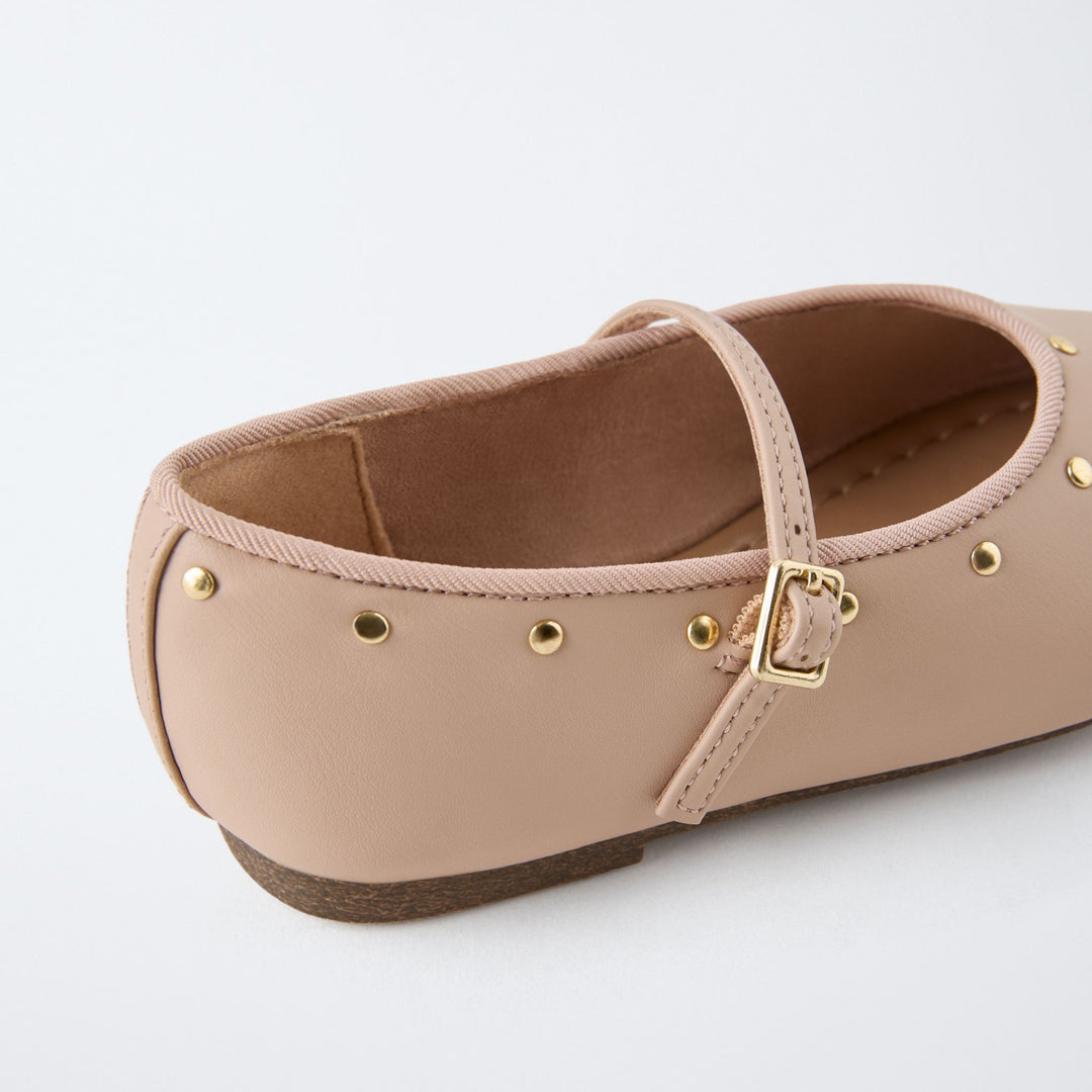 Moudda ZARA - Ballerine cloutée - Tunisie 4