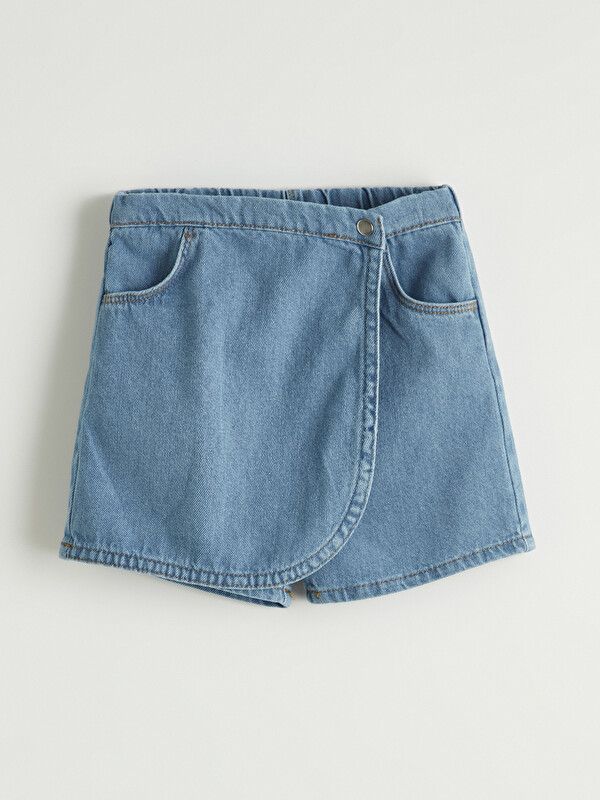 Moudda LC Waikiki - Bermuda en denim pour Fille couleur Bleu clair délavé à l'acide - Tunisie 2