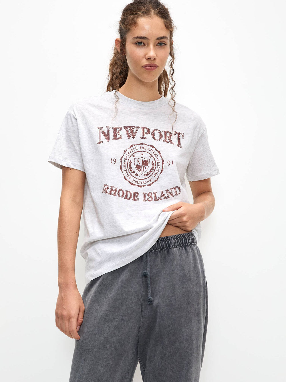 Moudda PULL & BEAR - Body Graphique Sceau et Numéro Varsity Gris - Tunisie 2