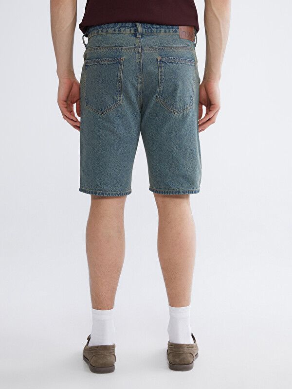 Moudda LC Waikiki - Bermuda en denim pour Homme couleur Bleu indigo clair rodé - Tunisie 4