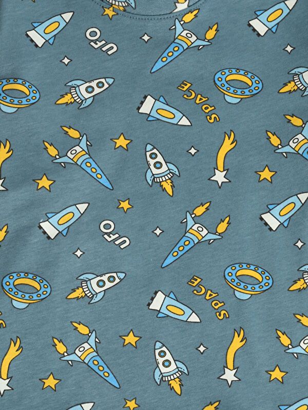 Moudda LC Waikiki - Pyjama manches longues en jersey couleur Bleu indigo clair imprimé pour garçons - Tunisie 4