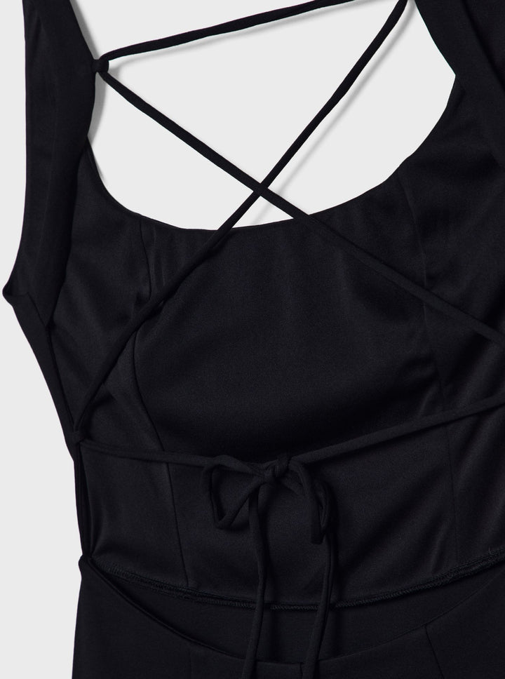 Moudda STRADIVARIUS - Robe Courte à Bretelles avec Lacets dans le Dos - Tunisie 3