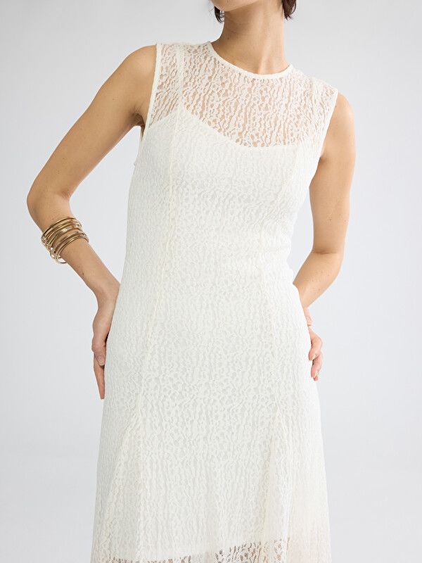 Moudda LC Waikiki - Robe manches courtes en jersey pour Femme couleur Écru - Tunisie 3