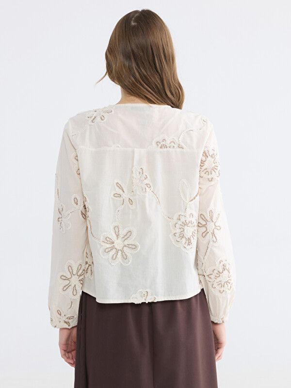 Moudda LC Waikiki - Chemisier (blouse) manches longues en tissu pour Femme couleur Écru - Tunisie 4
