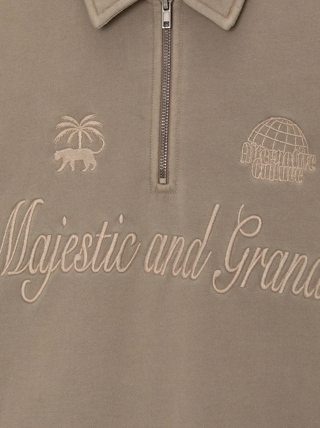Moudda PULL & BEAR - Sweat - Fermeture Éclair & Broderie Natural Movement - Tunisie 4