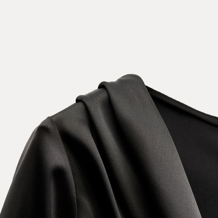 Moudda ZARA - Robe courte satinée dos nu détail plumes - Tunisie 3