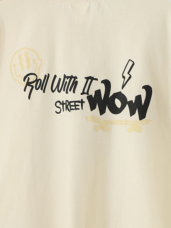 Moudda LC Waikiki - T-shirt en jersey manches courtes Garçon Beige clair - Tunisie 4