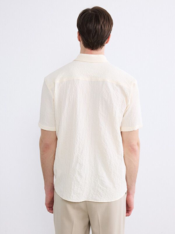 Moudda LC Waikiki - Chemise manches courtes en tissu pour Homme couleur Écru - Tunisie 4