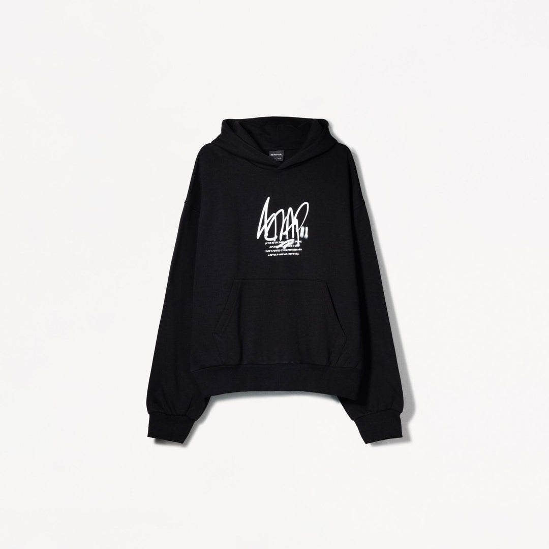 Moudda BERSHKA - Sweat Capuche Boxy - Photo Graffiti - Tunisie 1