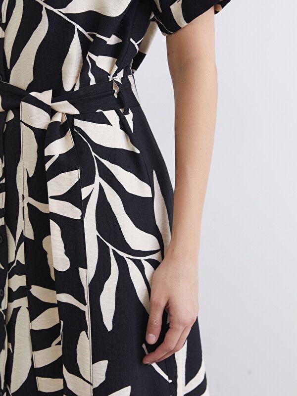 Moudda LC Waikiki - Robe manches courtes en tissu pour Femme couleur Noir imprimé - Tunisie 3