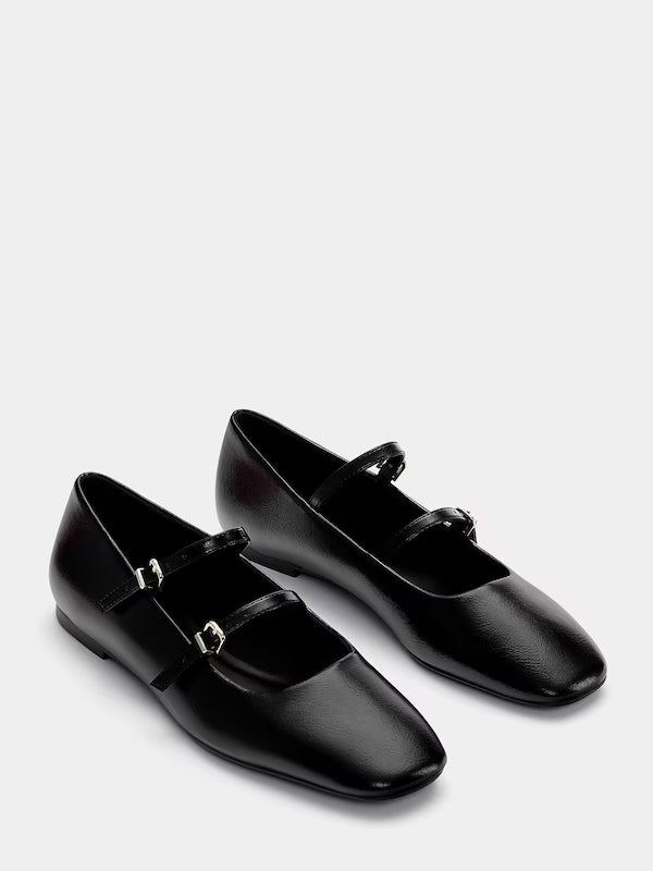 Flat Shoes