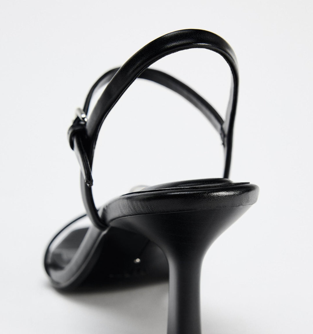 Moudda ZARA - Sandales talon doigt - Tunisie 4