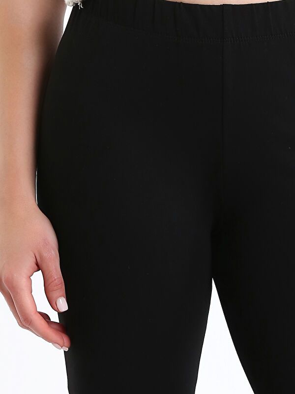 Moudda LC Waikiki - T-shirt en jersey stretch Femme Noir - Tunisie 3