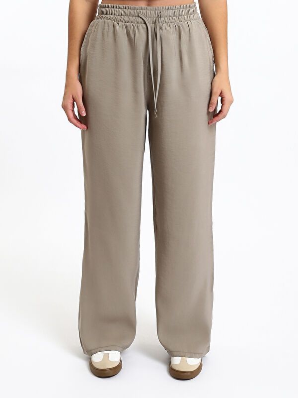 Moudda LC Waikiki - pantalon tissé moyen pour Femmes - Tunisie 2