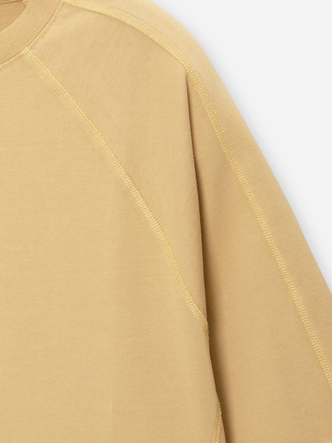Moudda PULL & BEAR - T-Shirt - Coupes Verticales & Overlock - Tunisie 4
