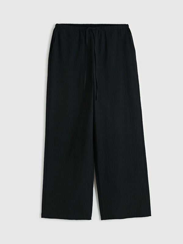 Moudda LC Waikiki - Pantalon fin en tissu pour Femme couleur Noir - Tunisie 1
