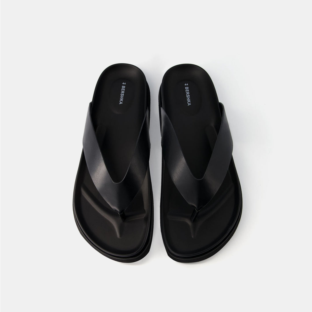 Moudda BERSHKA - Tongs noires - Tunisie 2