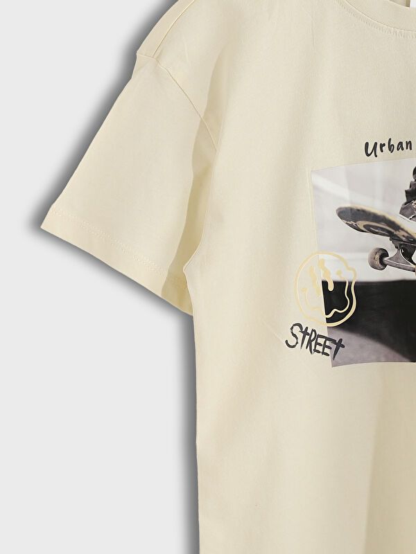 Moudda LC Waikiki - T-shirt en jersey manches courtes Garçon Beige clair - Tunisie 3