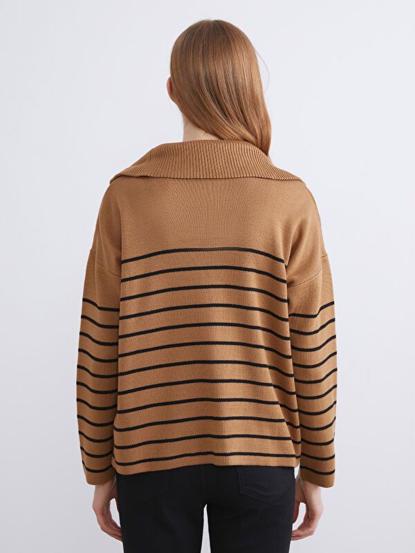 Moudda LC Waikiki - Pull épais en tricot couleur Marron clair rayé pour femmes - Tunisie 4