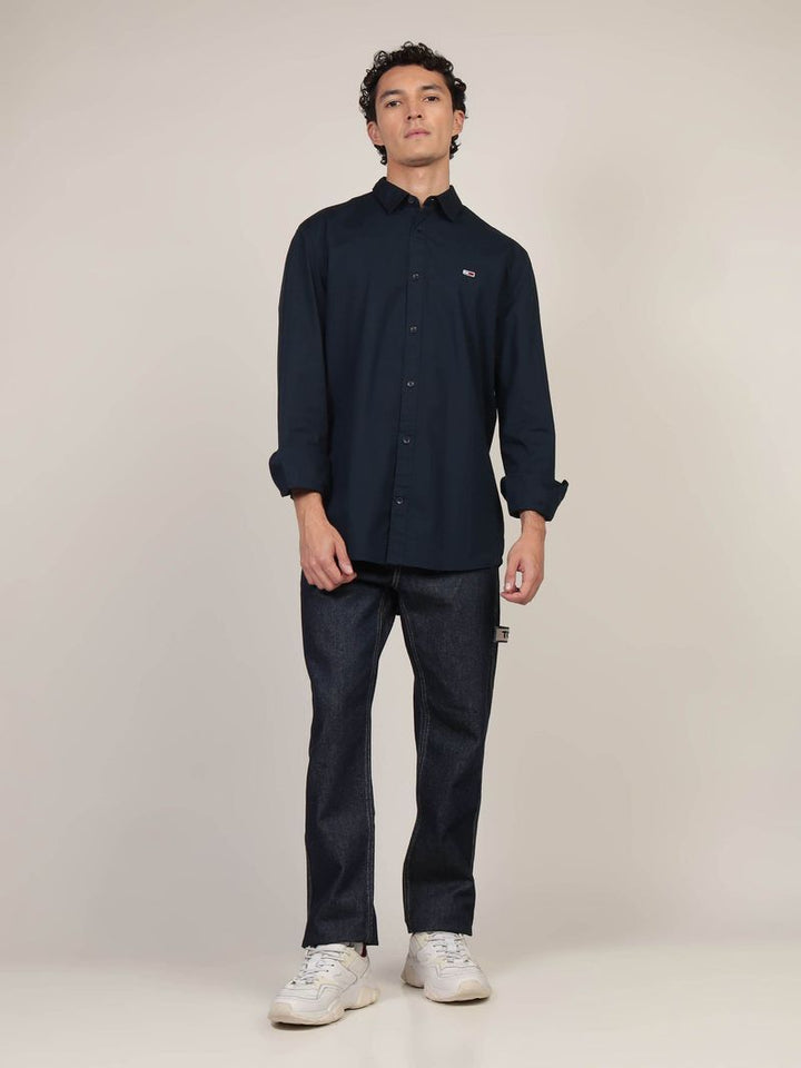 Moudda Tommy Hilfiger - Chemise Tommy Jeans Coupe Classique Pour Homme Avec Finition Unie  - Tunisie 1