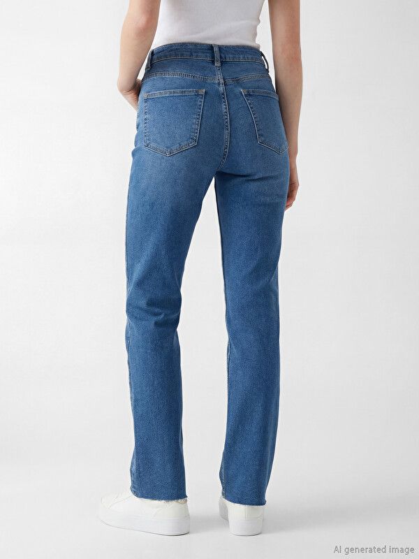 Moudda LC Waikiki - Pantalon en jean pour Femme couleur Bleu moyen - Tunisie 4