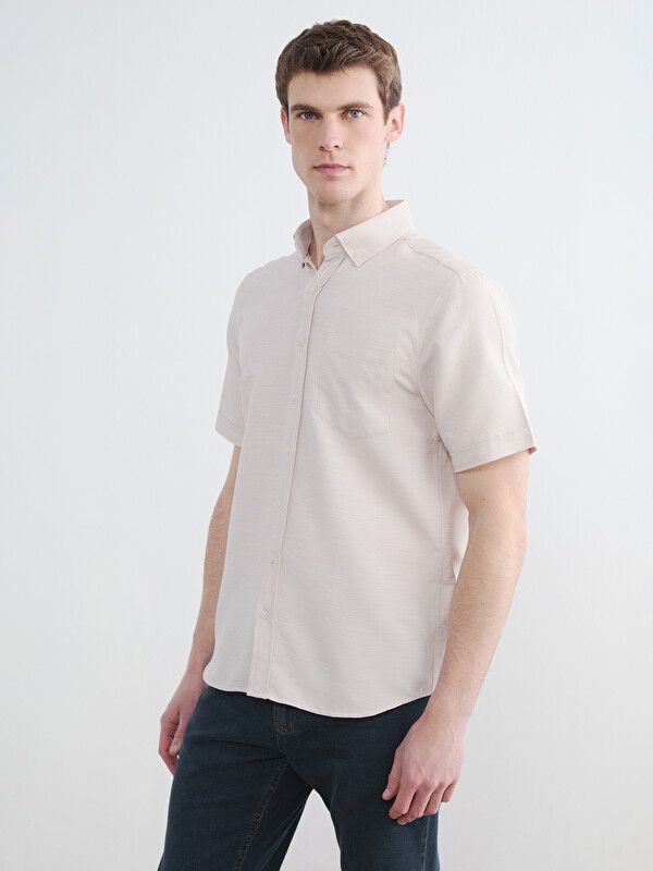 Moudda LC Waikiki - Chemise manches courtes en tissu pour Homme couleur Beige foncé - Tunisie 1