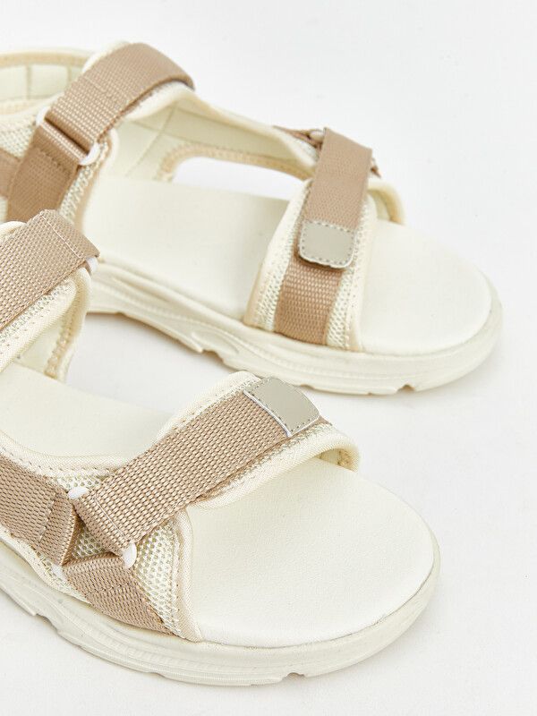 Moudda LC Waikiki - Sandales pour Garçon couleur  Beige clair - Tunisie 3