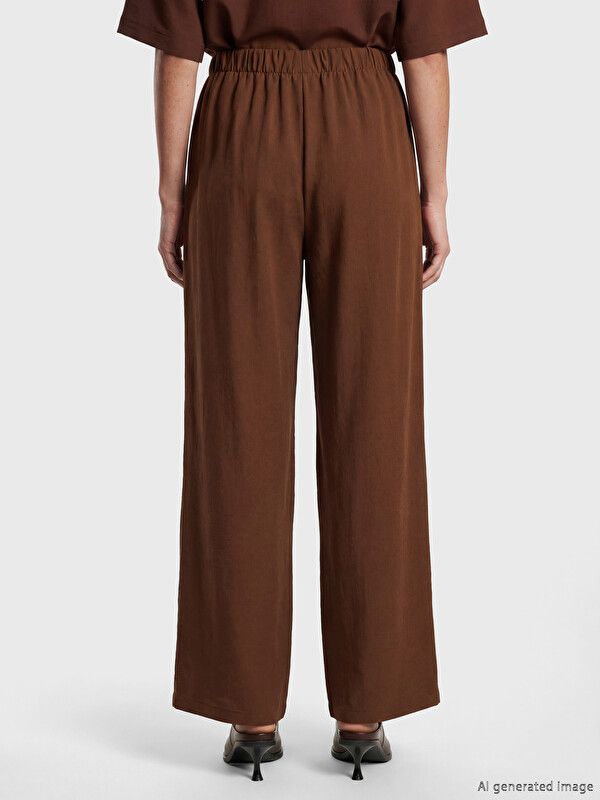 Moudda LC Waikiki - Pantalon fin en tissu pour Femme couleur Marron - Tunisie 4