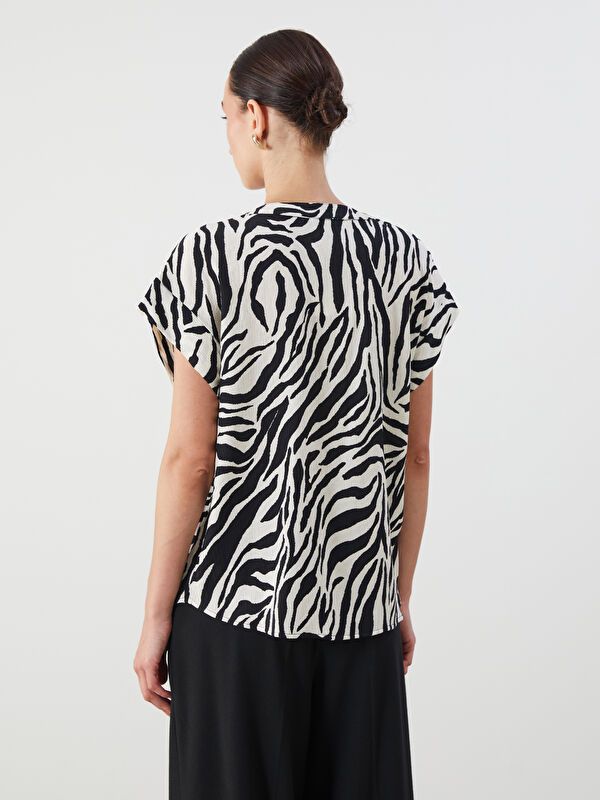 Moudda LC Waikiki - Chemise tissée imprimée uncv à manches courtes pour Femmes - Tunisie 4
