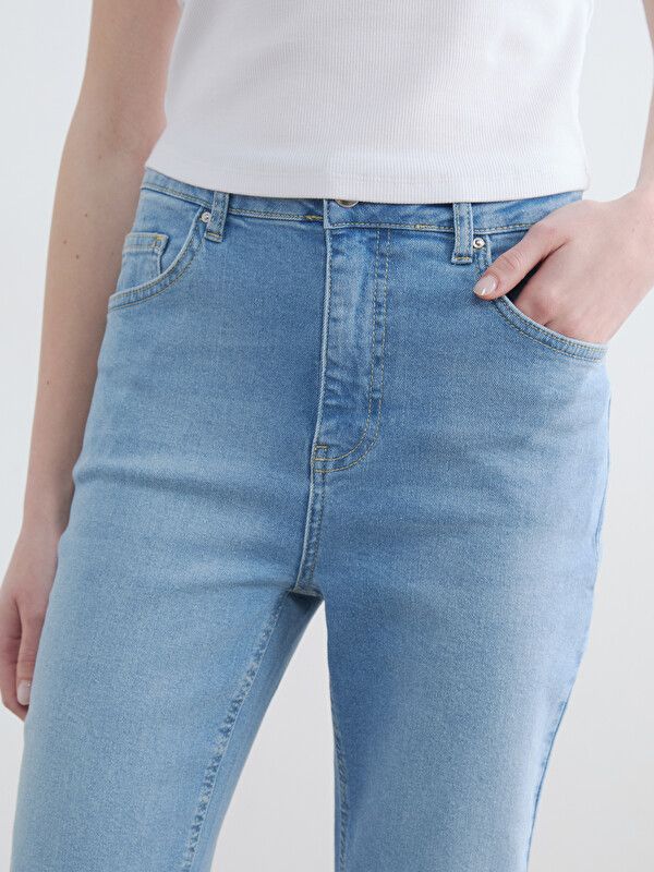 Moudda LC Waikiki - Pantalon en jean pour Femme couleur Bleu clair - Tunisie 3