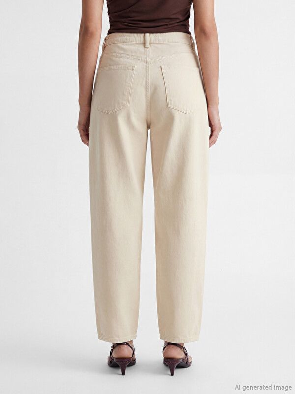 Moudda LC Waikiki - Pantalon en jean pour Femme couleur Écru - Tunisie 3