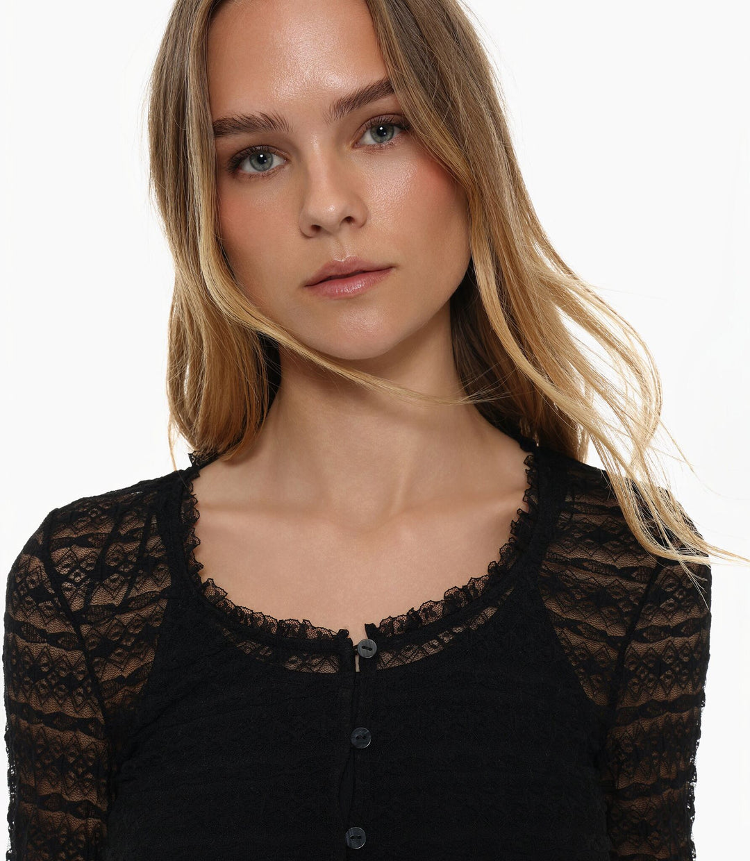 Moudda Lefties - Chemise - Dentelle Circulaire - Tunisie 3