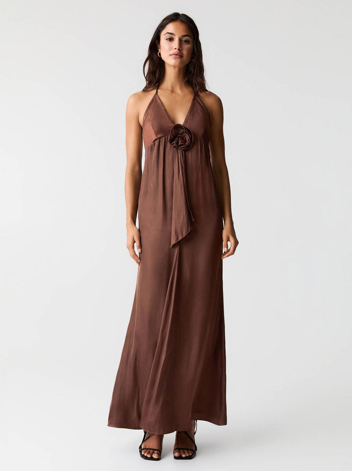 Moudda PULL & BEAR - Robe Midi Halter - Fleur de Nuit - Tunisie 2