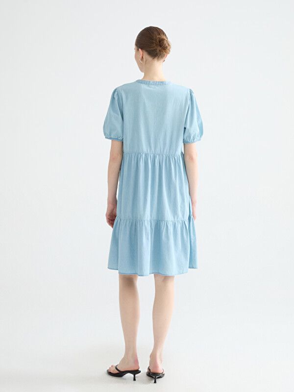 Moudda LC Waikiki - Robe maternité en jean manches courtes pour Femme couleur Indigo clair - Tunisie 4