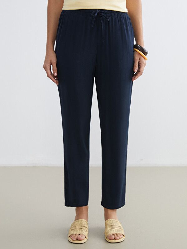 Moudda LC Waikiki - Pantalon fin en tissu pour Femme couleur Bleu marine - Tunisie 2