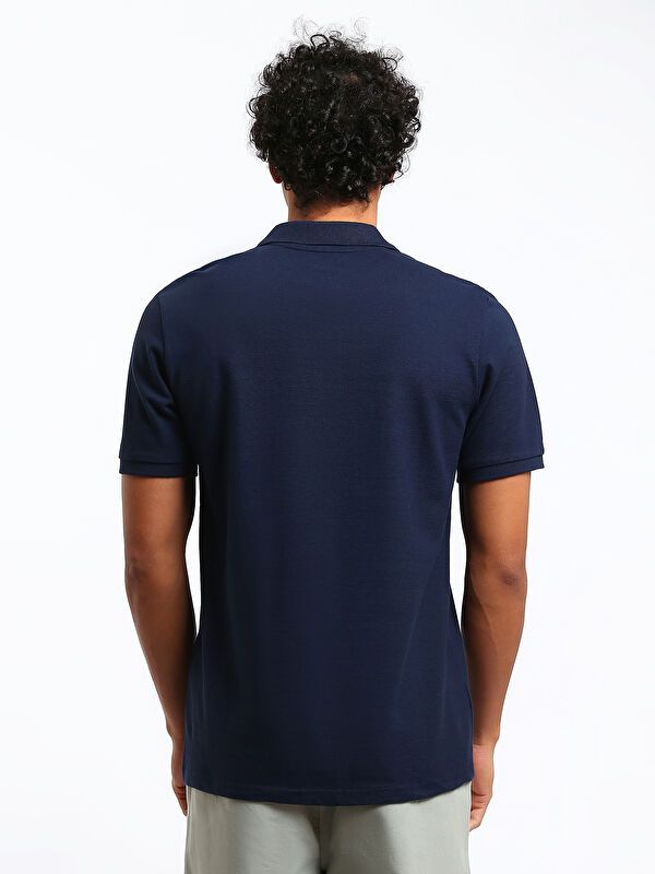 Moudda LC Waikiki - T-shirt col polo basique manches courtes en jersey couleur Bleu marine clair pour hommes - Tunisie 5