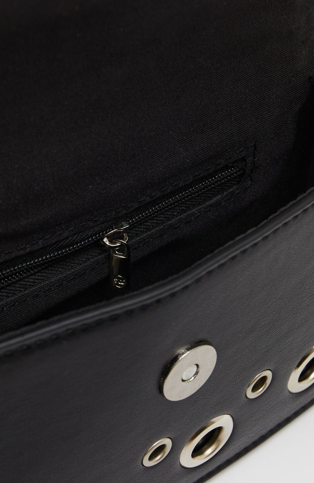 Moudda STRADIVARIUS - Maroquinerie - Tunisie 2