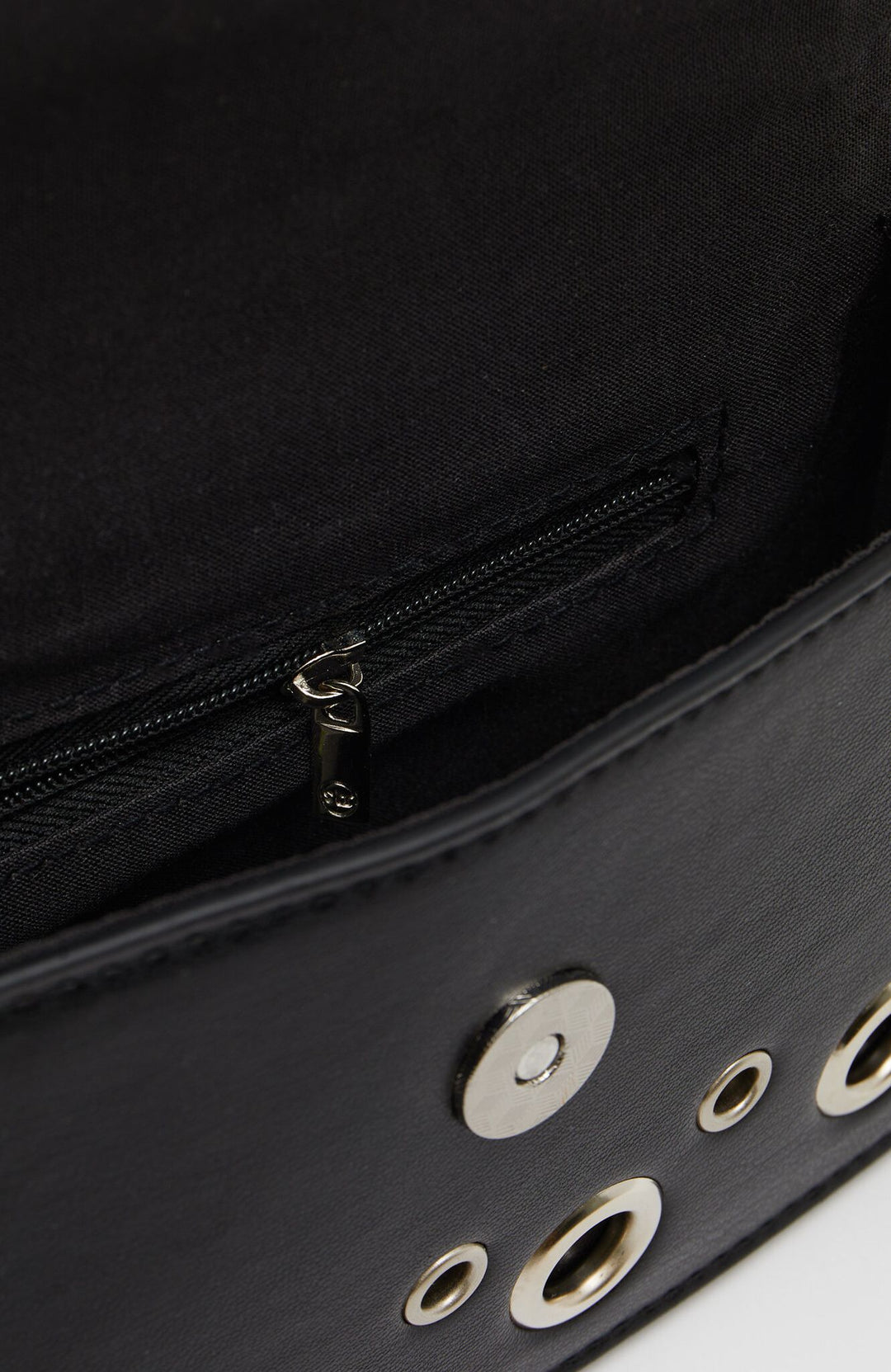 Moudda STRADIVARIUS - Maroquinerie - Tunisie 2