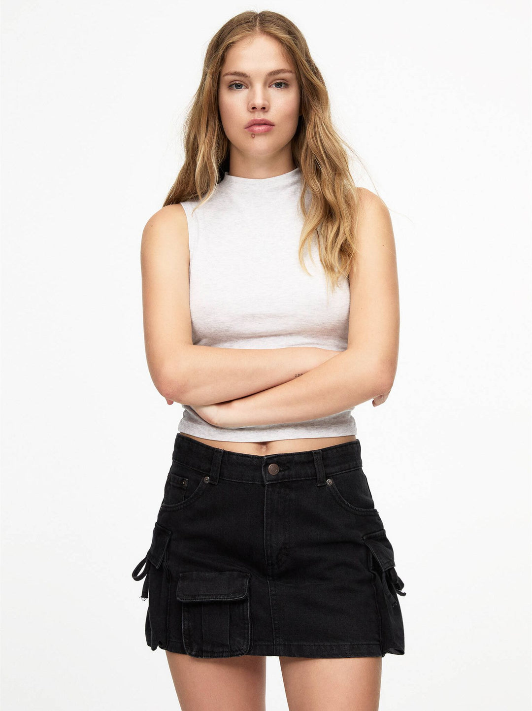 Moudda PULL & BEAR - Jupe Denim Courte Multi-Poches - Tunisie 4