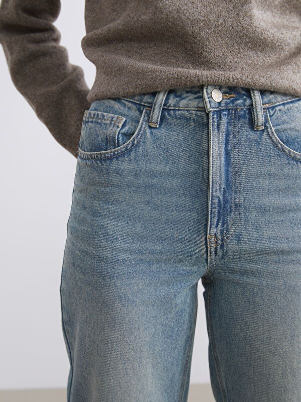 Moudda LC Waikiki - Pantalon jean tissé basique Femme Indigé de teinte légère - Tunisie 3