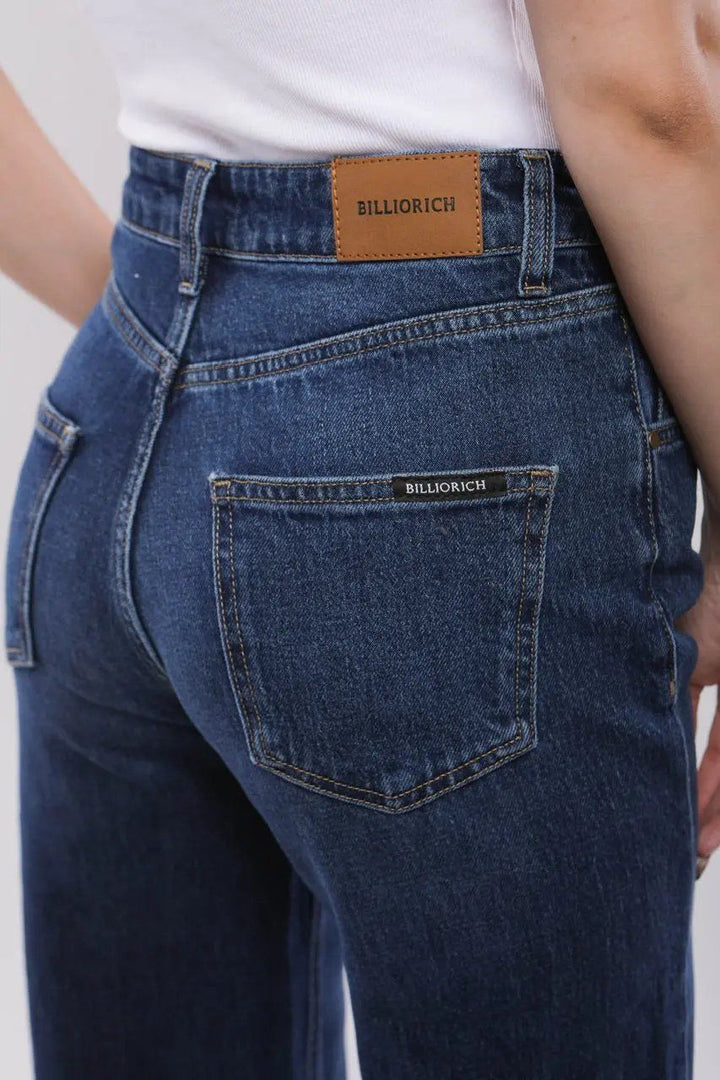 Moudda Billiorich - Pantalon Large Femme en Jean - Tunisie 4