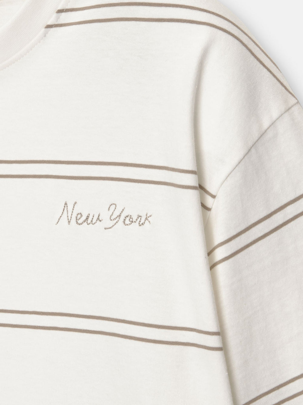 Moudda PULL & BEAR - T-Shirt Rayure Fine Tissée Brodé New York - Tunisie 2